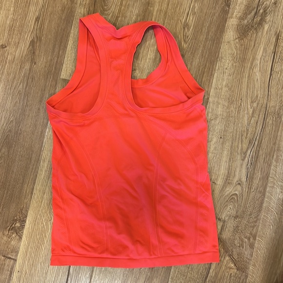 Athleta Momentum Seamless Tank Top in Orange Size Medium - Picture 2 of 7